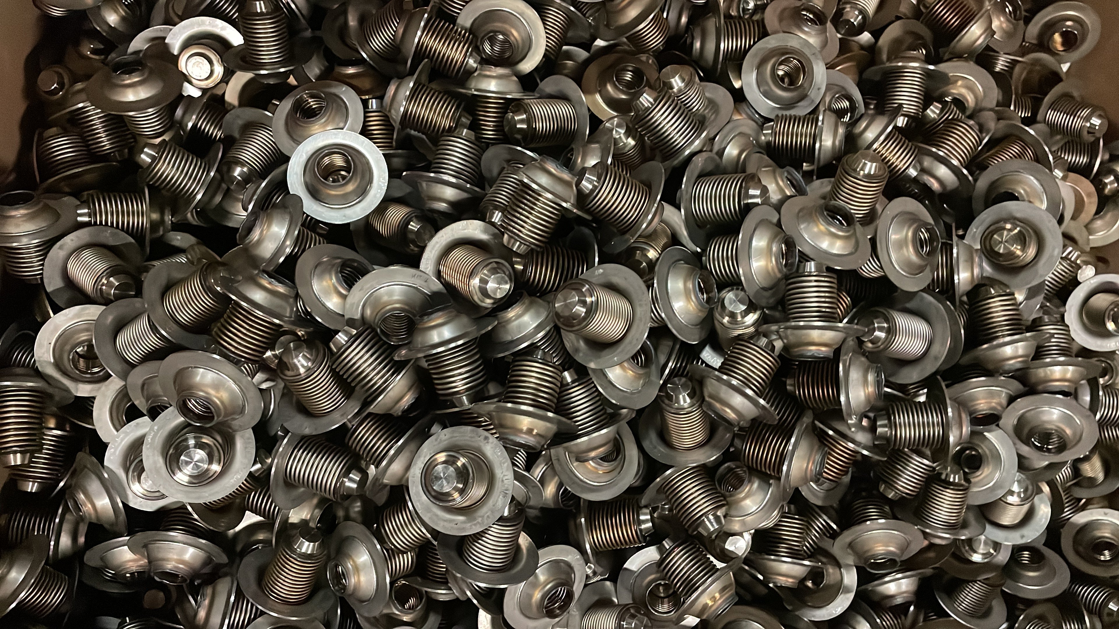 metal bellows - soffietti metallici - antivibranti - giunti di dilatazione - expansion joints- aisi321 aisi316L aisi 321 aisi 316L inconel